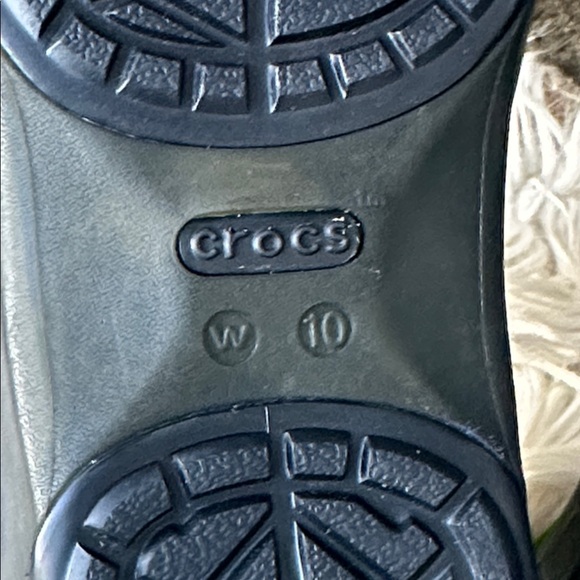 NWT Crocs Carlie Cutout Clog Black Mary Jane Comfort Shoes Women’s 10 - Picture 7 of 7